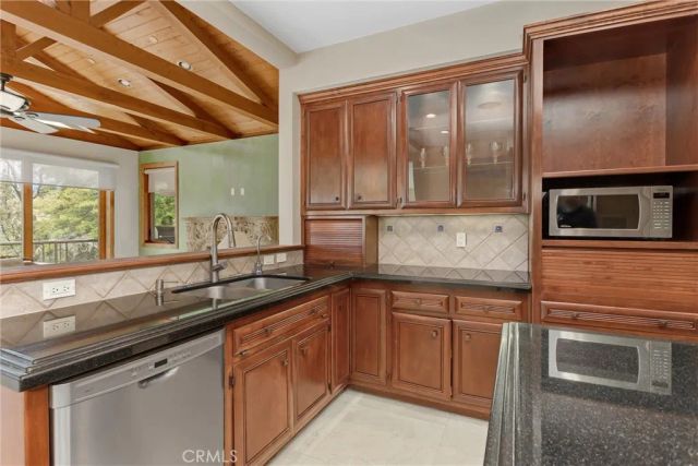204 Saint Catherine, Redlands, CA 92374