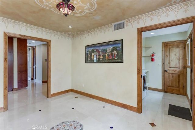 204 Saint Catherine, Redlands, CA 92374