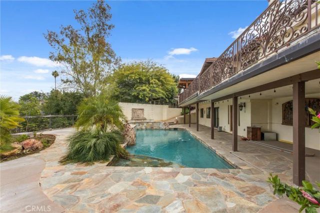 204 Saint Catherine, Redlands, CA 92374