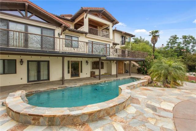 204 Saint Catherine, Redlands, CA 92374