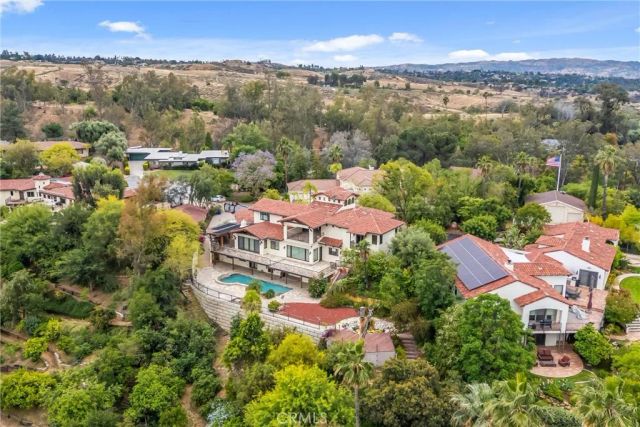 204 Saint Catherine, Redlands, CA 92374