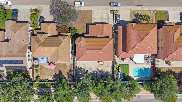 1900 Kern Mountain Way, Antioch, CA 94531
