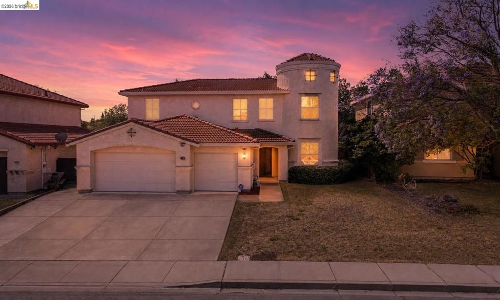 Image 2 of property listing at 1900 Kern Mountain Way, Antioch, CA 94531