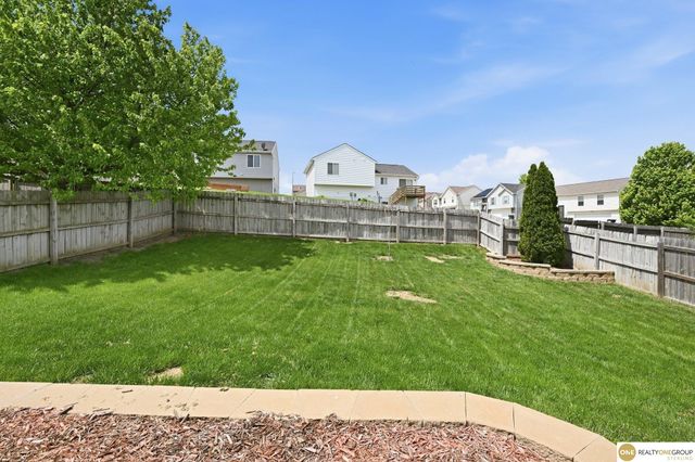 7026 N 88th Avenue, Omaha, NE 68122