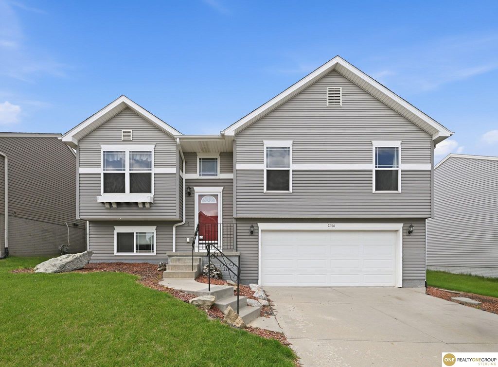 7026 N 88th Avenue, Omaha, NE 68122