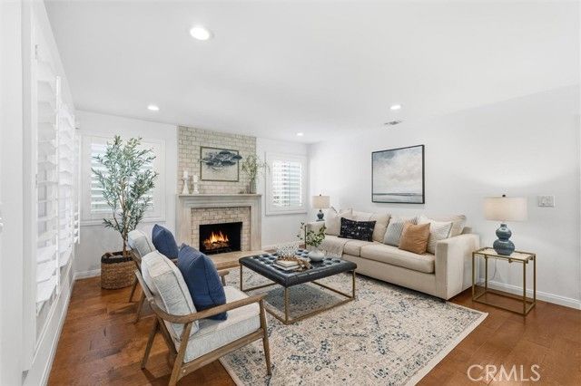 904 Knob Hill, Redondo Beach, CA 90277