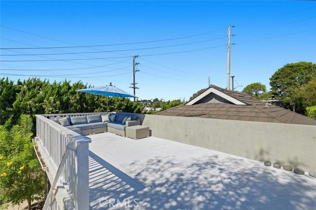 904 Knob Hill, Redondo Beach, CA 90277