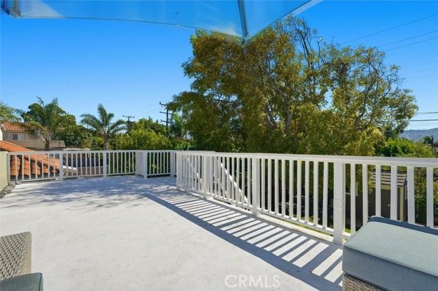 904 Knob Hill, Redondo Beach, CA 90277