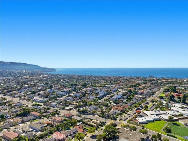 904 Knob Hill, Redondo Beach, CA 90277