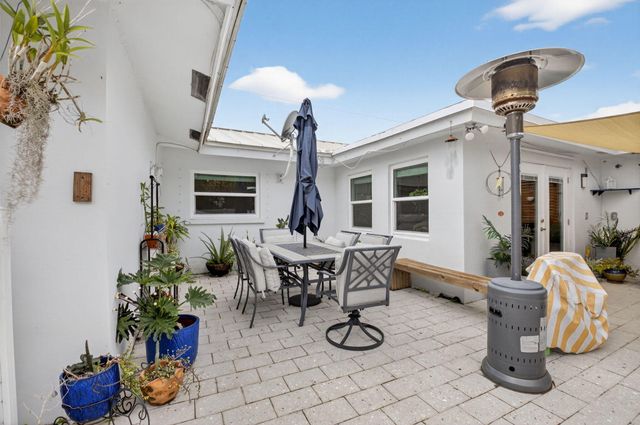 400 E Conference Drive, Boca Raton, FL 33486