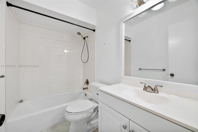 10640 NW 20th Ct, Sunrise, FL 33322