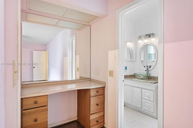 10640 NW 20th Ct, Sunrise, FL 33322