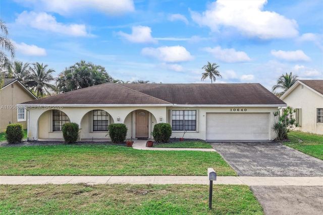 10640 NW 20th Ct, Sunrise, FL 33322