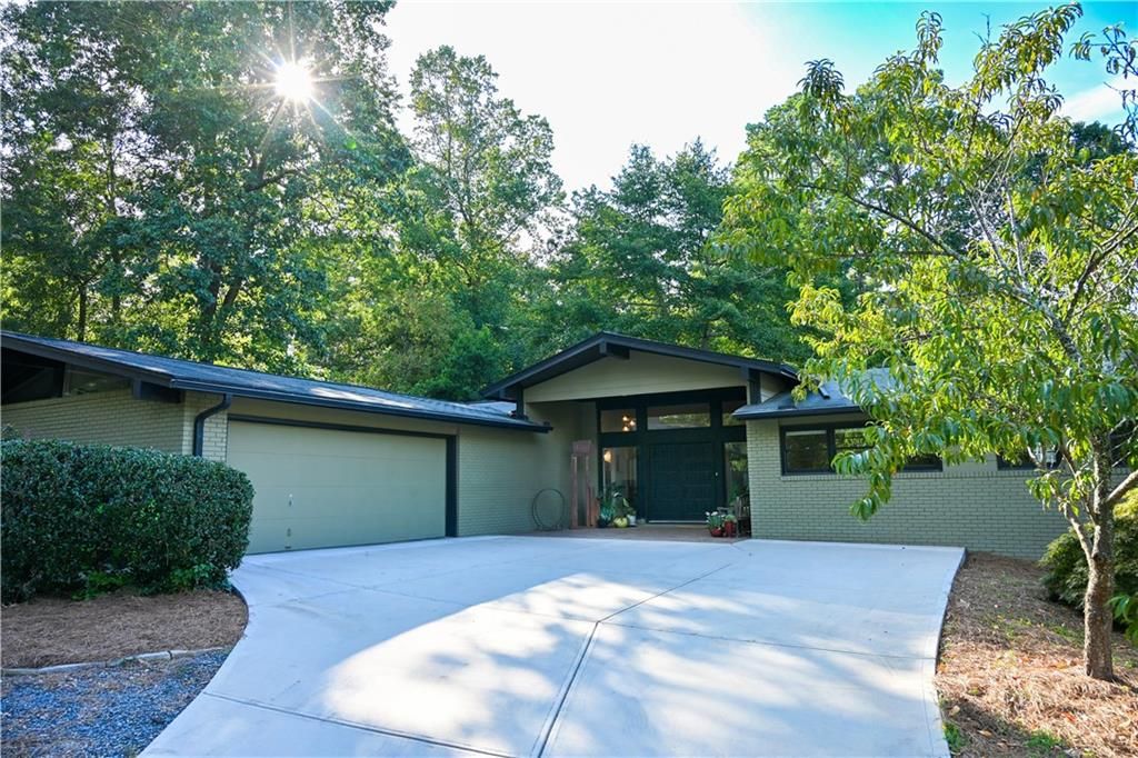 1177 Hess Drive, Avondale Estates, GA 30002