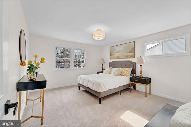 602 LINDA AVE, Blackwood, NJ 08012