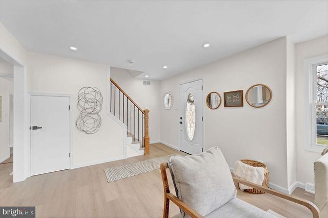 602 LINDA AVE, Blackwood, NJ 08012