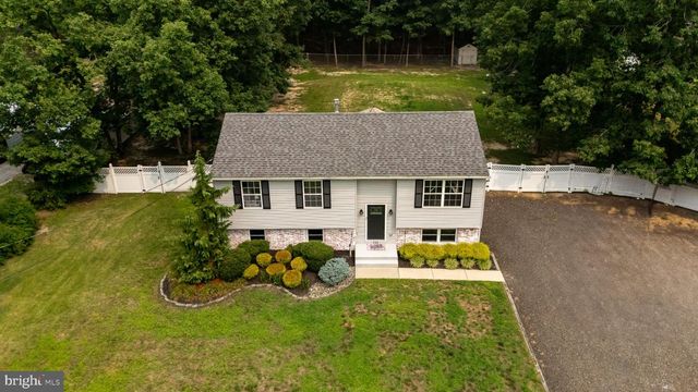 731 PENNSYLVANIA AVE, Franklinville, NJ 08322