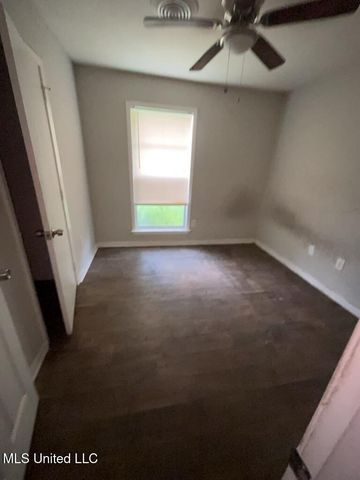 928 Palm Street, Jackson, MS 39212