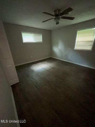 928 Palm Street, Jackson, MS 39212