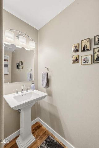 61325 Victory Loop, Bend, OR 97702