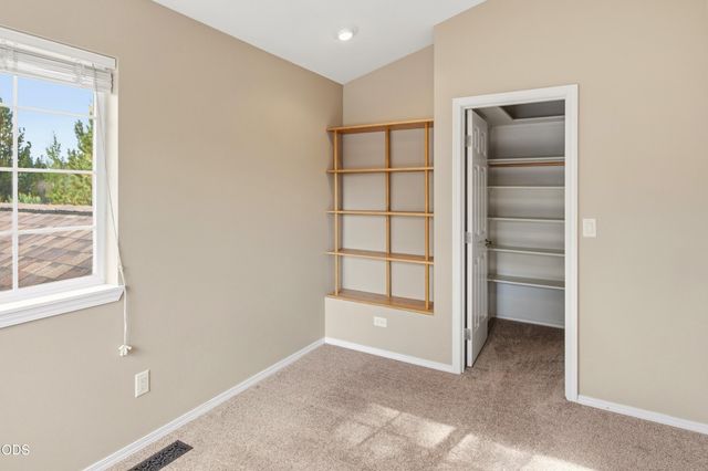 61325 Victory Loop, Bend, OR 97702