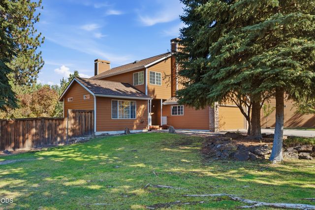 61325 Victory Loop, Bend, OR 97702