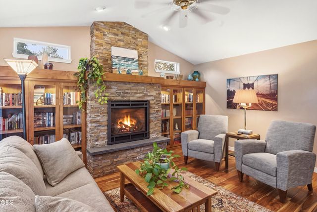 61325 Victory Loop, Bend, OR 97702