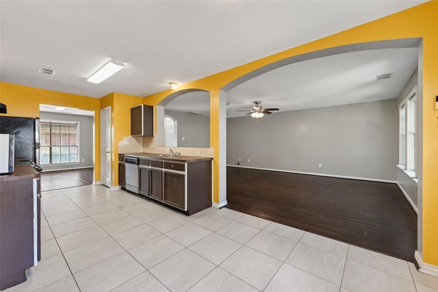 11735 Alief Clodine Road Road 50, Houston, TX 77072