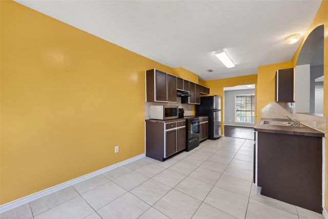 11735 Alief Clodine Road Road 50, Houston, TX 77072