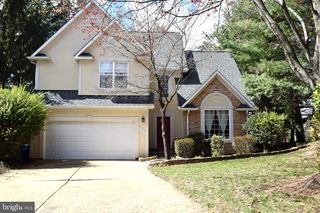 2784 DEVONSHIRE GARDEN CT, Falls Church, VA 22042