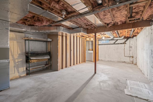 213 Oakland Street APT D, Manchester, CT 06042