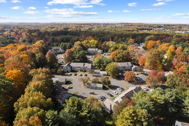 213 Oakland Street APT D, Manchester, CT 06042