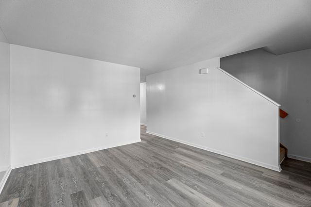 213 Oakland Street APT D, Manchester, CT 06042