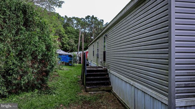 154 BLACK BARREN RD, Peach Bottom, PA 17563