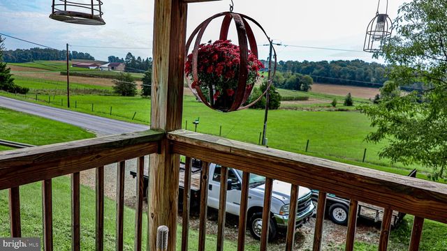 154 BLACK BARREN RD, Peach Bottom, PA 17563