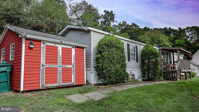 154 BLACK BARREN RD, Peach Bottom, PA 17563