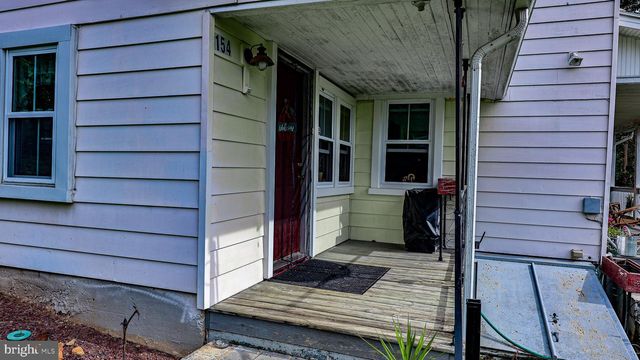154 BLACK BARREN RD, Peach Bottom, PA 17563