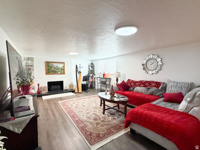 5774 S 2200 W, Roy, UT 84067