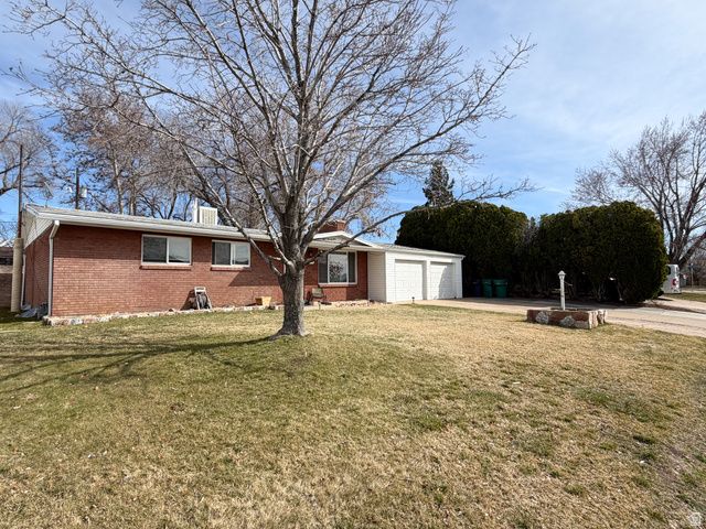 5774 S 2200 W, Roy, UT 84067