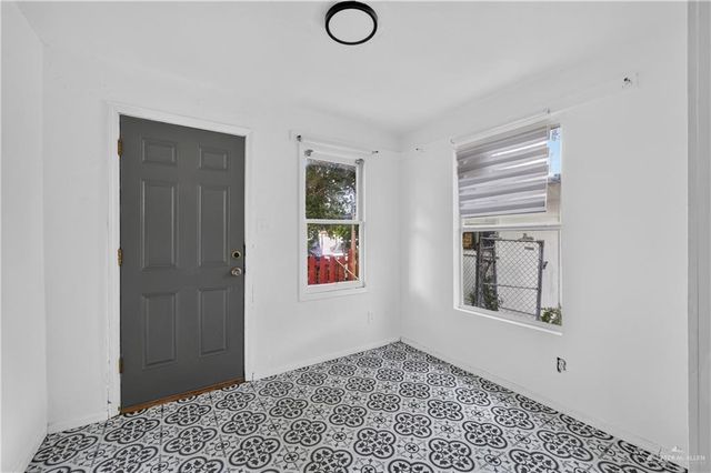 1704 Redwood Avenue, Mcallen, TX 78501