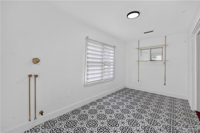 1704 Redwood Avenue, Mcallen, TX 78501