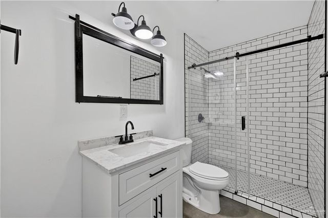 1704 Redwood Avenue, Mcallen, TX 78501