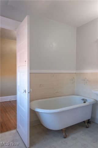 3569 W 136th Street, Cleveland, OH 44111