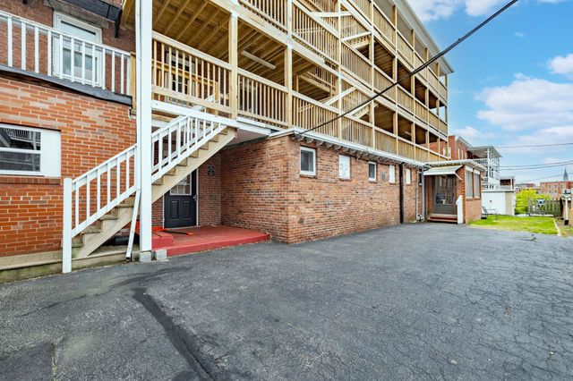67 Stark Street, Manchester, NH 03101