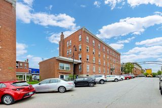 67 Stark Street, Manchester, NH 03101