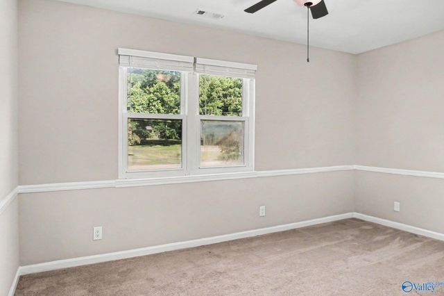 122 Brawley Drive, Owens Cross Roads, AL 35763