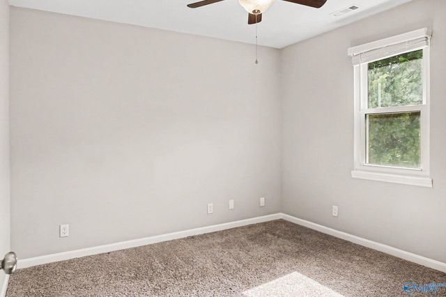 122 Brawley Drive, Owens Cross Roads, AL 35763