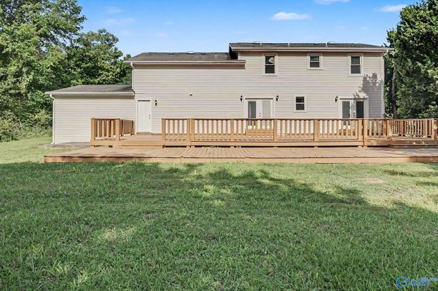 122 Brawley Drive, Owens Cross Roads, AL 35763