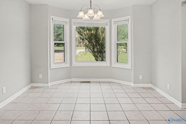 122 Brawley Drive, Owens Cross Roads, AL 35763