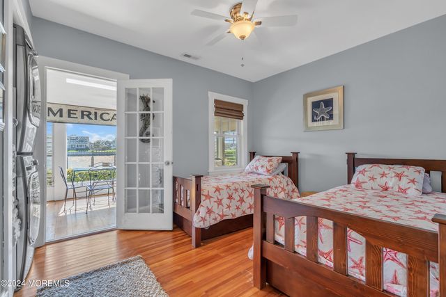 210 Roosevelt Avenue, Avon-by-the-sea, NJ 07717